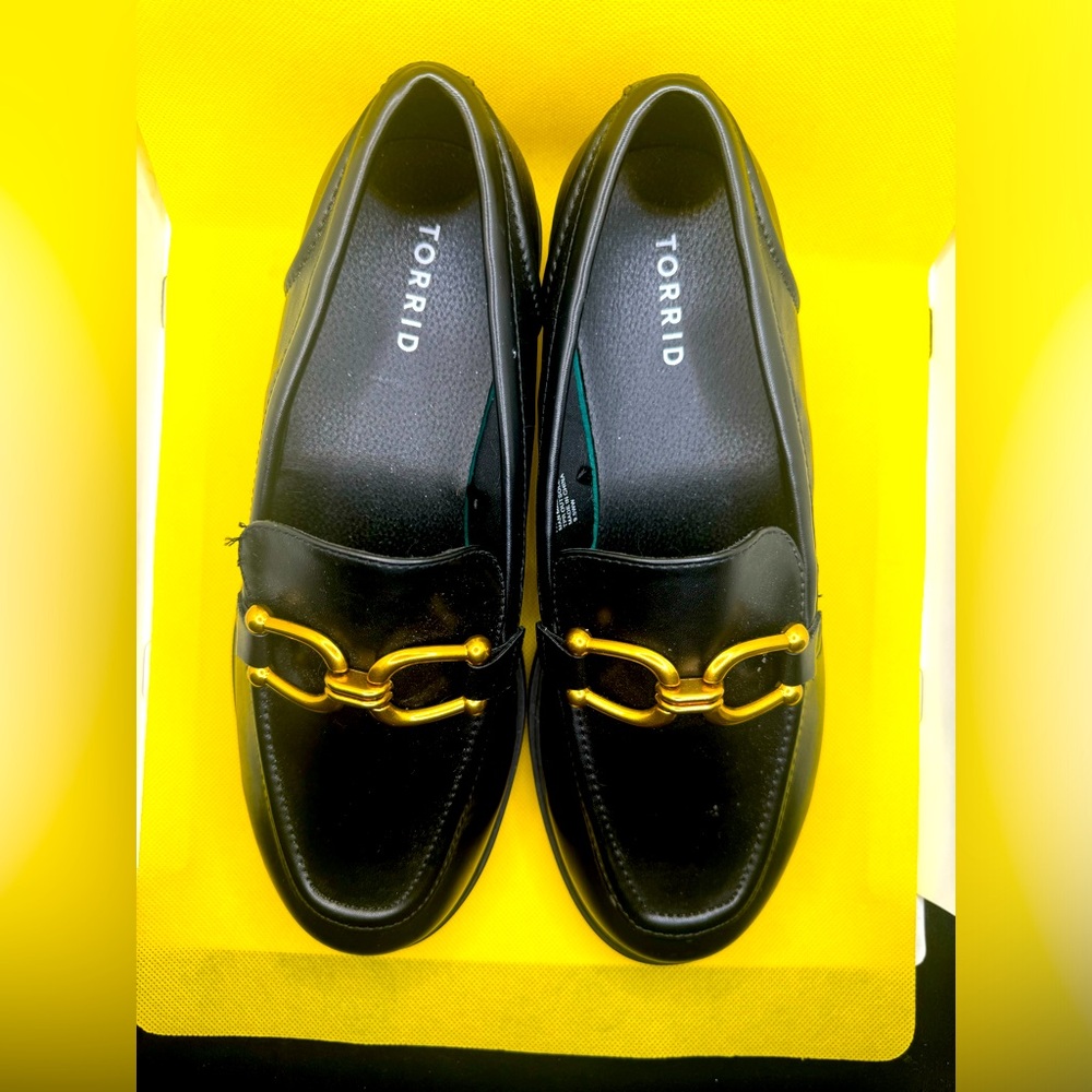 9W black loafer shoes, never used